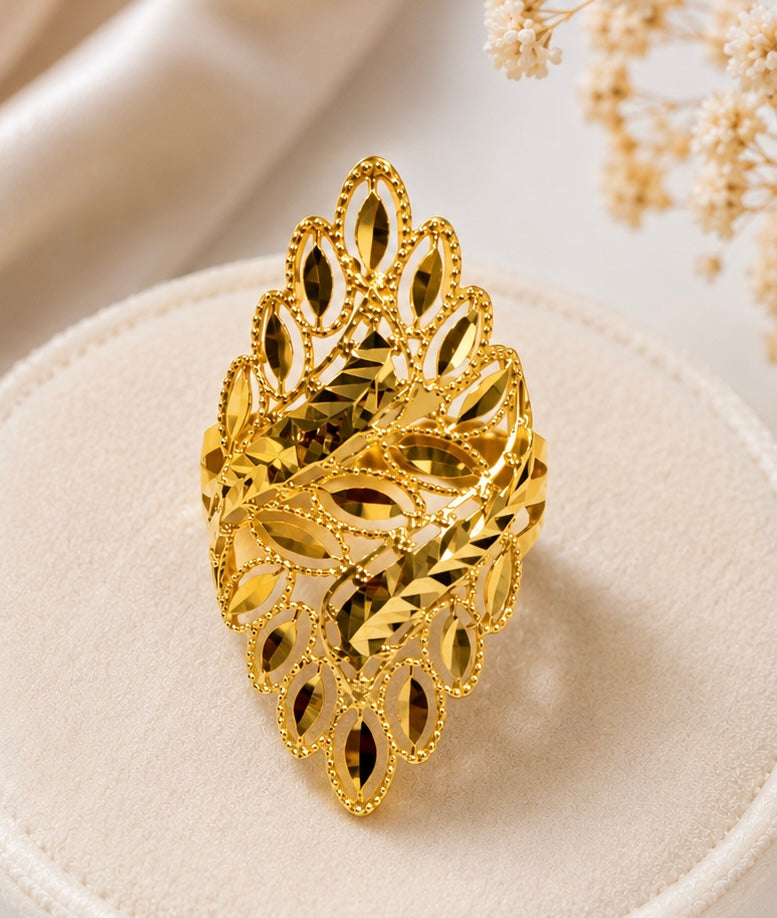 Anillo de Dama "Fancy Style" en oro 10k