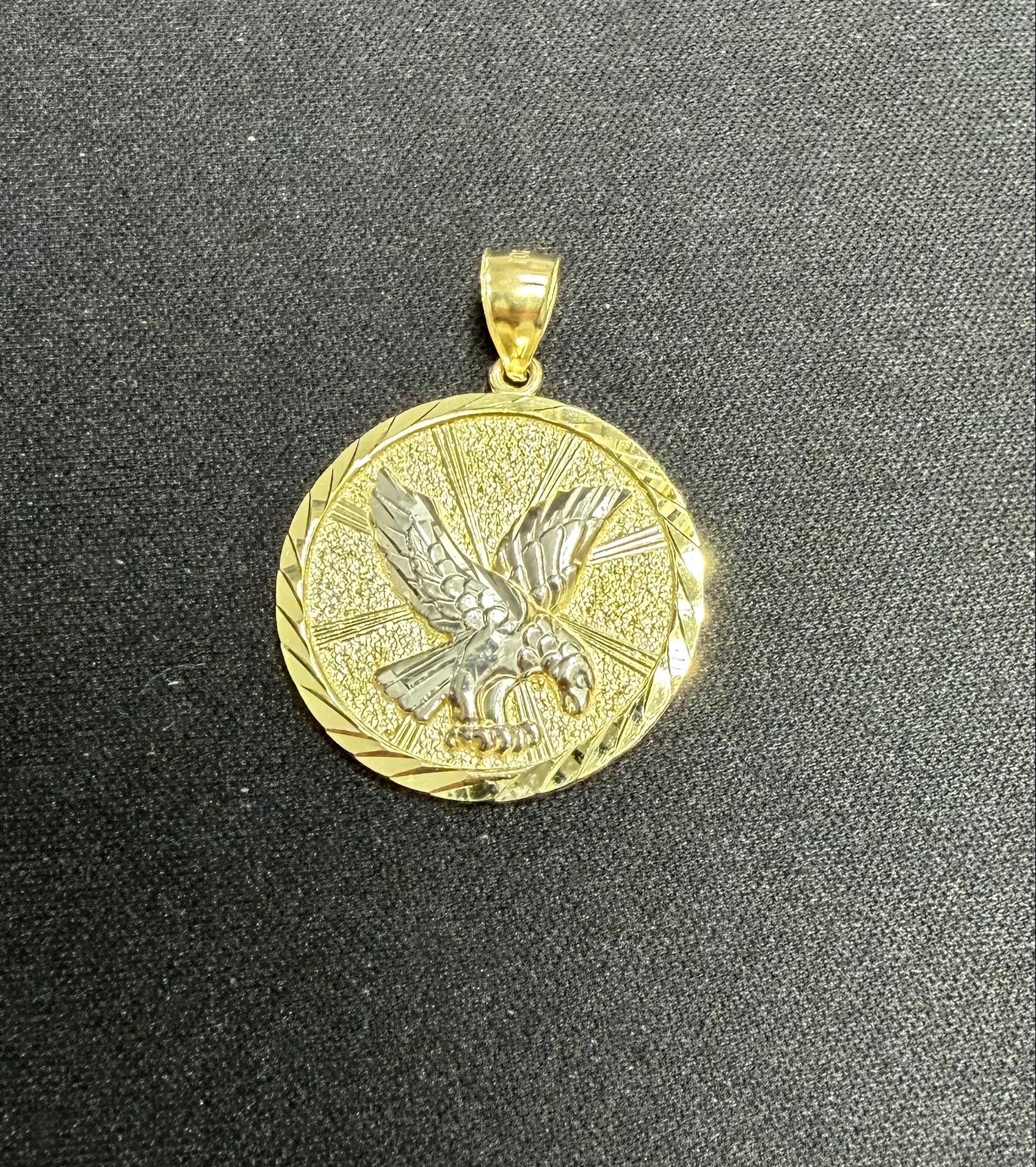 en oro 10K